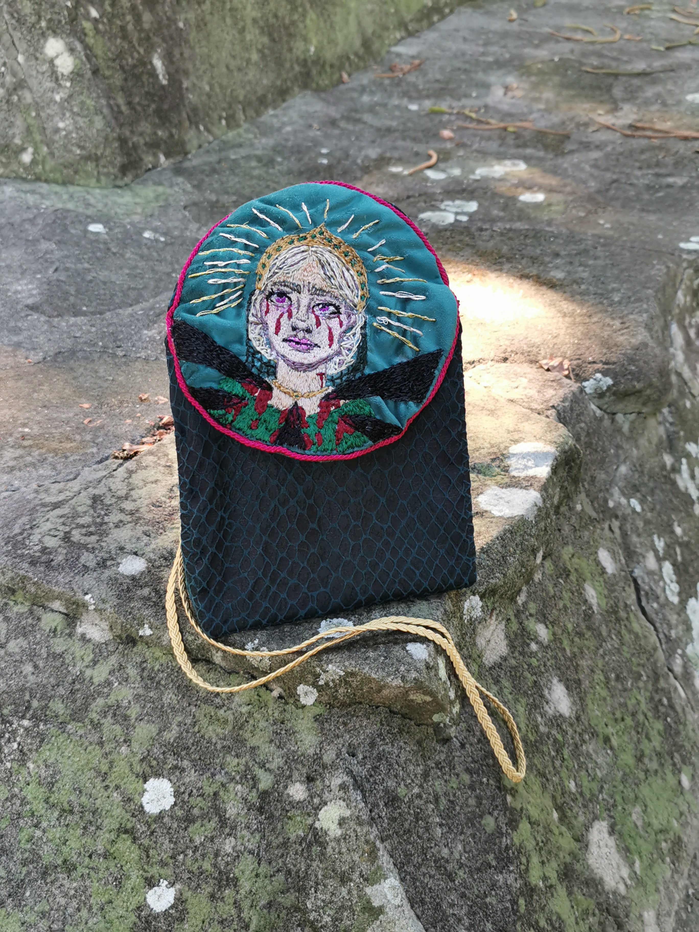 Oneiros Embroidered Bag
